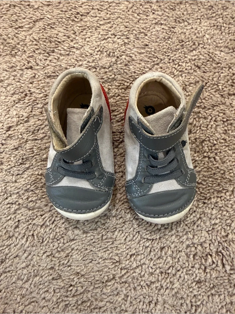 Old Soles high pave Gray Suede Baby Sneakers Red Heel baby walker shoes size 3
